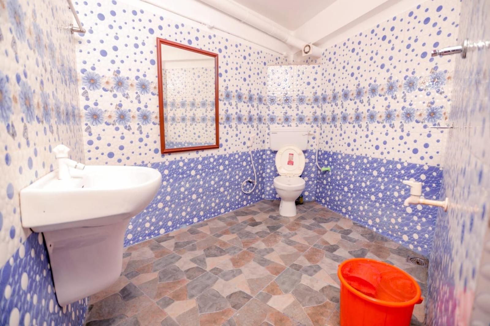 El Lora Resldency Bed & Breakfast Munnar Exterior photo